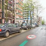Campo Pequeno Avenida 招待所