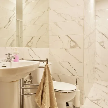 Гостевой дом Campo Pequeno Avenida 3*