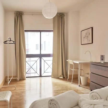 Campo Pequeno Avenida Penzion